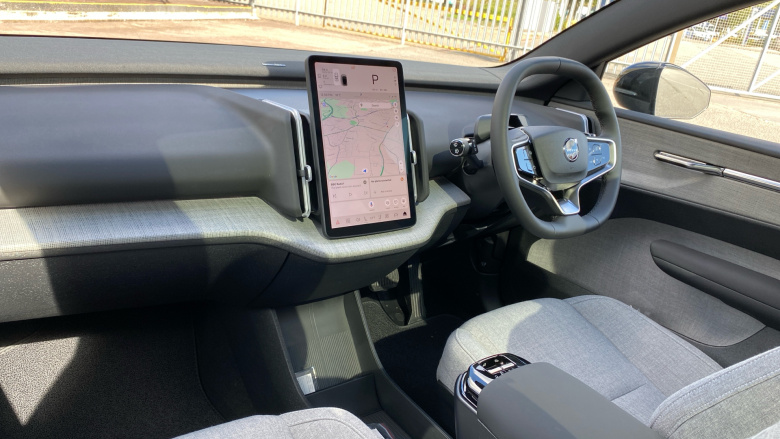 Volvo EX30 200kW SM Extended Range Ultra 69kWh 5dr Auto Electric Estate